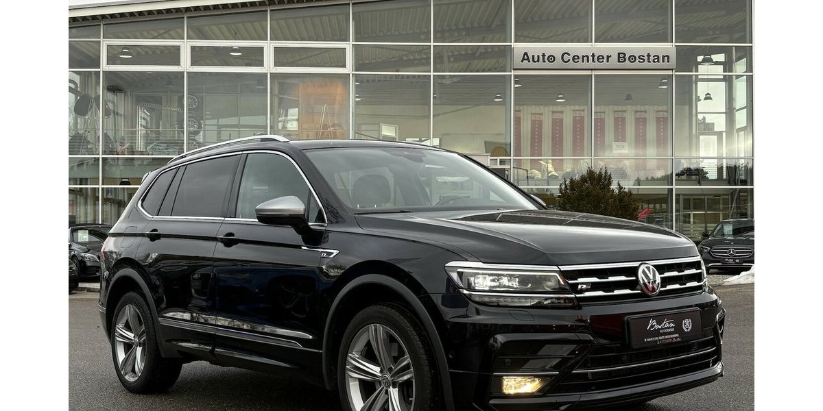 VW Tiguan Allspace Highline 4Motion 7-SITZ/PANO/ACC 90.578 km 31.900 &euro; Villingen-Schwenningen 78054