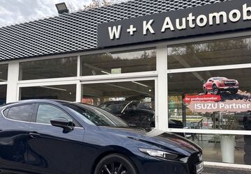 Mazda 3 1.900 km 25.990 &euro; Kamen 59174