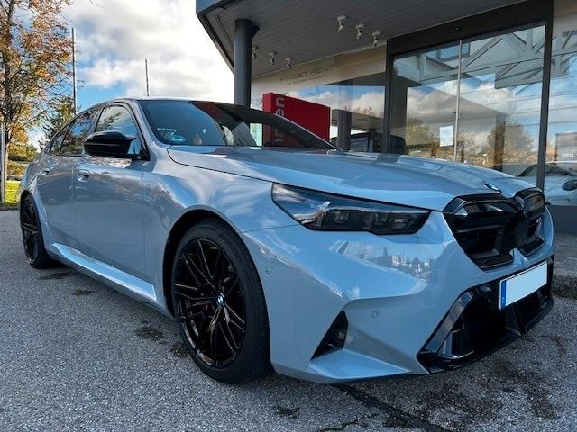 BMW M5 6.900 km 123.490 &euro; Wolfratshausen bei München 82515