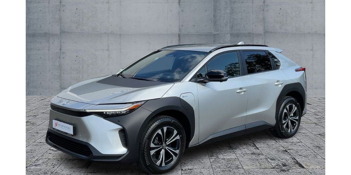 Toyota bZ4X 5.723 km 42.890 &euro; Himmelkron 95502