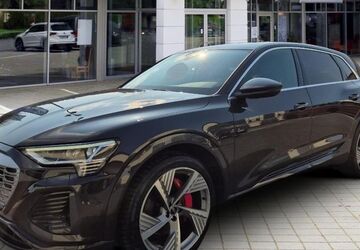 Audi Q8 e-tron 105.075 km 44.990 &euro; Bad Kötzting 93444