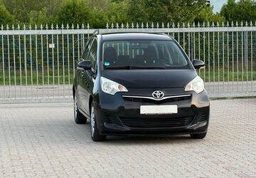 Toyota Verso-S 130.000 km 4.499 &euro; Kandel 76870
