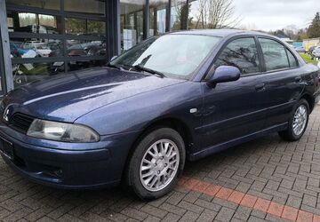 Mitsubishi Carisma 150.000 km 2.500 &euro; Lügde 32676