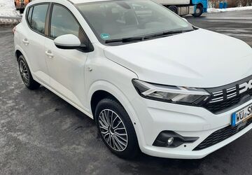 Dacia Sandero 69.000 km 12.300 &euro; Würzburg 97084