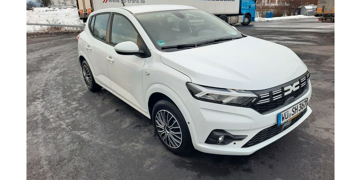 Dacia Sandero 69.000 km 12.300 &euro; Würzburg 97084