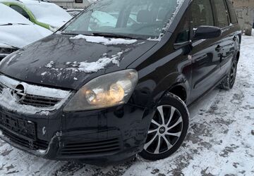 Opel Zafira 256.000 km 2.450 &euro; Berlin 10245