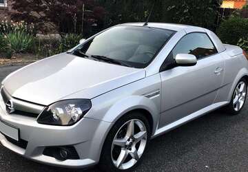 Opel Tigra 175.000 km 2.750 &euro; Flintbek 24220