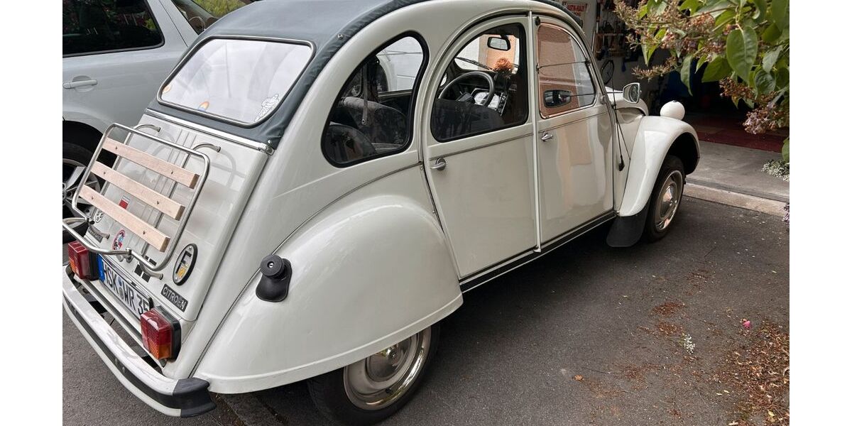 Citroen 2 CV 112.600 km 8.950 &euro; Arnsberg 59821