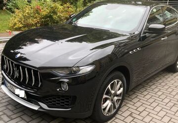 Maserati Levante 159.400 km 26.900 &euro; Berlin OT Charlottenburg 14059