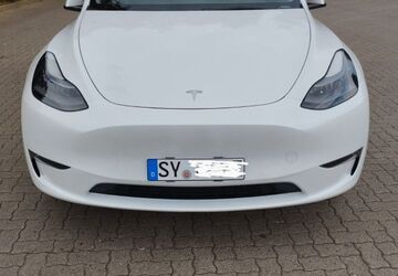 Tesla Model Y 48.953 km 34.000 &euro; Syke 28857