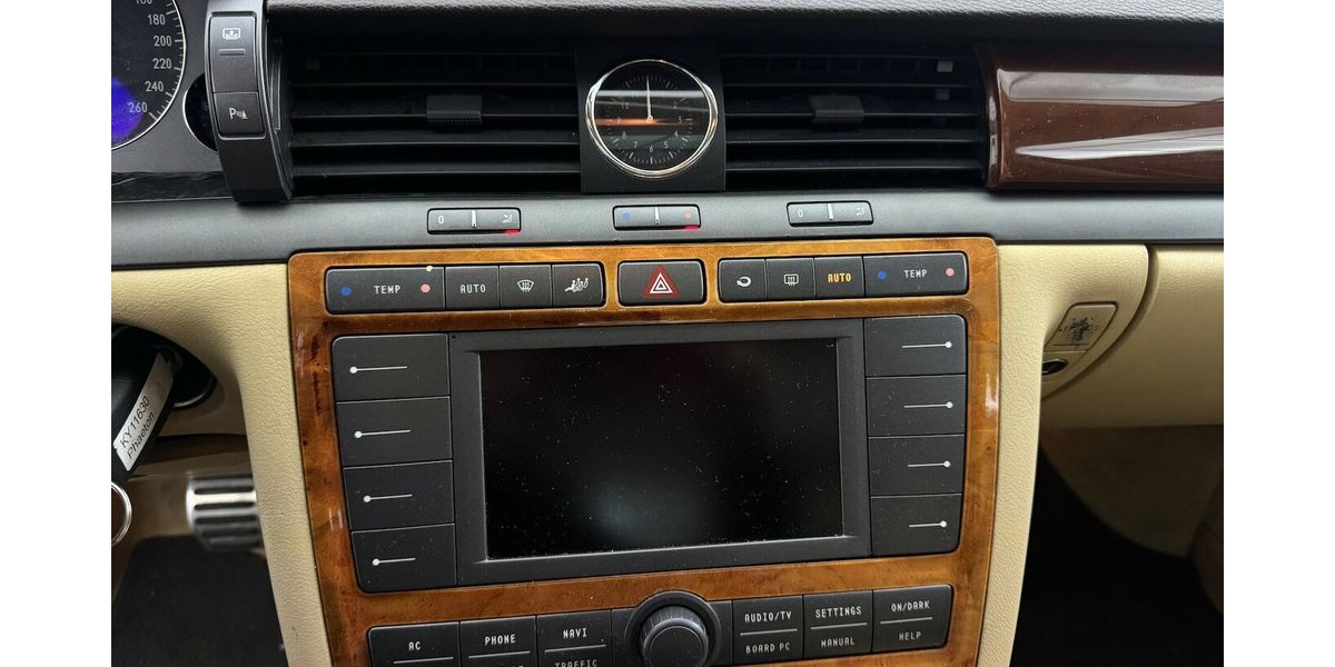 VW Phaeton 3.2 V6 FULL Leder Xenon Luftfederung 265.200 km 2.320 &euro; Lich 35423