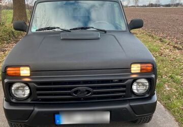 Lada Niva 35.900 km 6.710 &euro; Espelkamp 32339