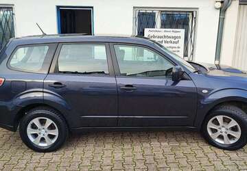 Subaru Forester 225.000 km 4.900 &euro; Düsseldorf 40472
