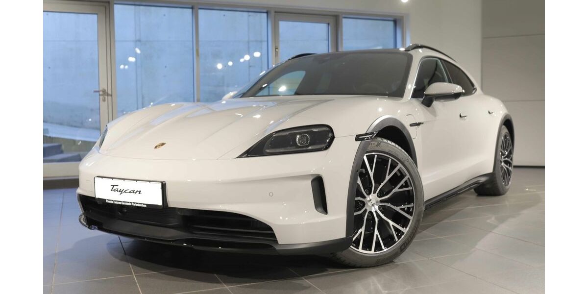 Porsche Taycan 9.000 km 99.750 &euro; Grainau 82491