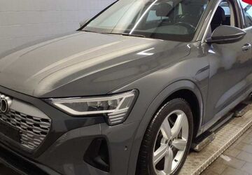 Audi Q8 e-tron 42.900 km 44.840 &euro; Wackersdorf 92442
