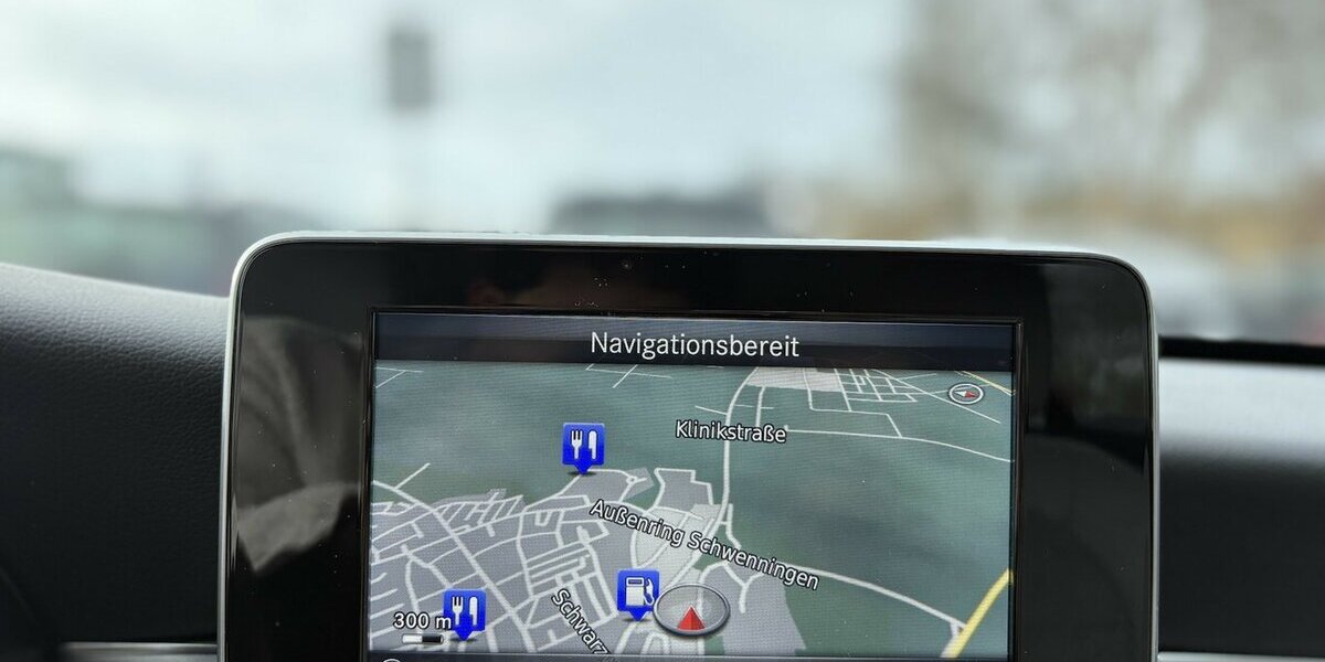 Mercedes-Benz C 220 D T BlueTec NAVI/PDC/SHZ/ACC/SPURHALTE/LED 99.900 km 17.900 &euro; Villingen-Schwenningen 78054