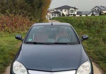 Opel Tigra 180.000 km 1.950 &euro; Schemmerhofen 88433