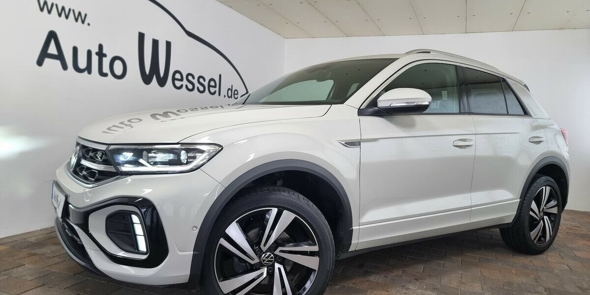 VW T-Roc R-Line 2025 LED-Matrix IQ Kamera VIC DSG 30.400 km 27.500 &euro; Garrel 49681