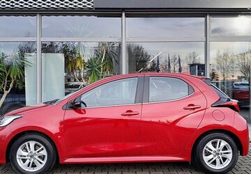 Mazda 2 Hybrid 37.414 km 17.390 &euro; Gera 07546