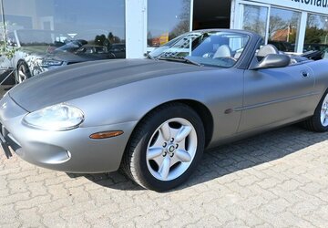 Jaguar XK8 4.0-V8 Convertible *deutsches Auto* 133.000 km 18.500 &euro; Seevetal - Hittfeld 21218