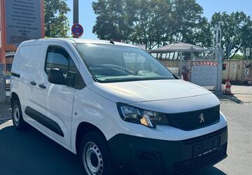 Peugeot Partner 112.000 km 9.450 &euro; Nürnberg 90431