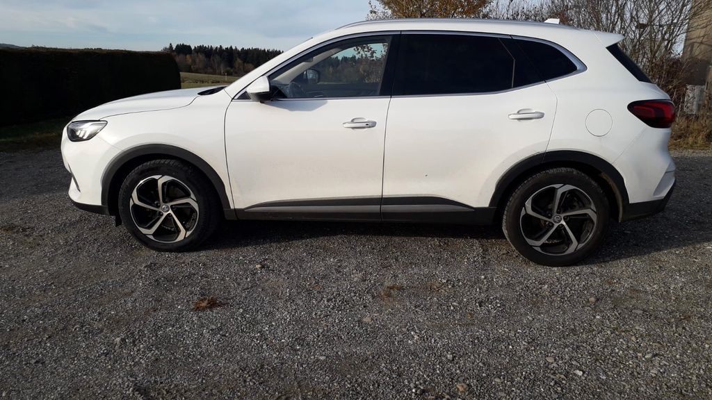 MG HS 84.000 km 21.500 &euro; Salem 88682