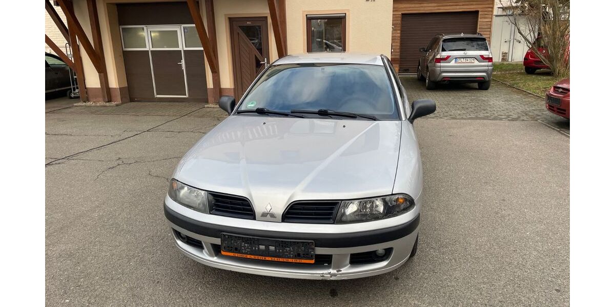Mitsubishi Carisma 172.000 km 2.500 &euro; Oelsnitz i.E. 09376