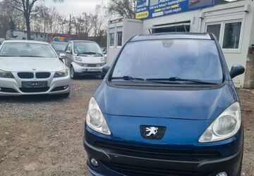 Peugeot 1007 125.662 km 2.950 &euro; Berlin (Spandau) 13597