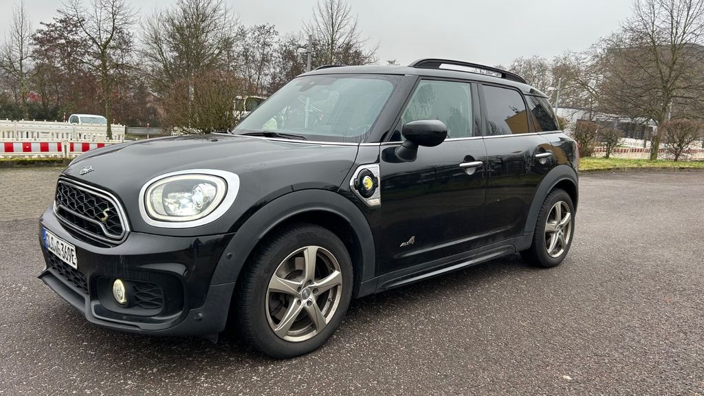 Mini Cooper SE Countryman 120.000 km 16.500 &euro; Saarbrücken 66119