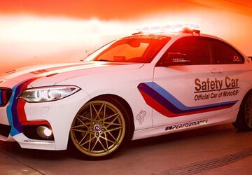 BMW 230 98.402 km 28.800 &euro; München 80807