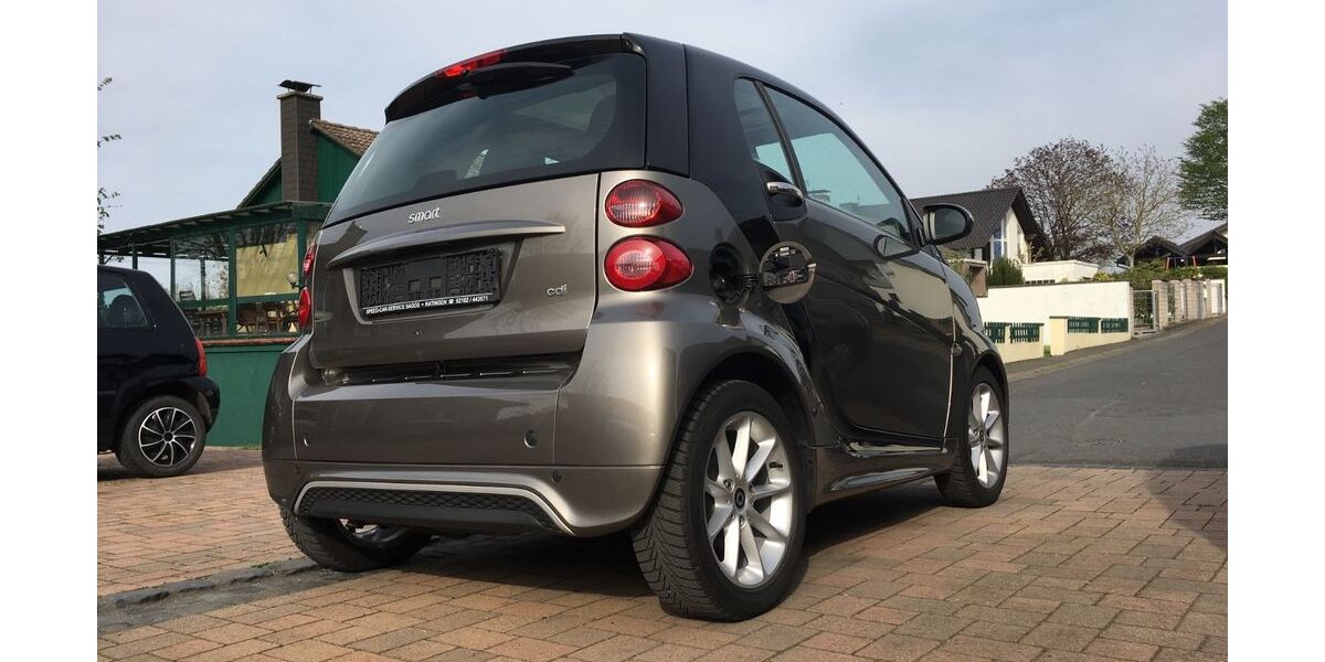 Smart ForTwo 128.500 km 6.999 &euro; Neustadt Wied 53577