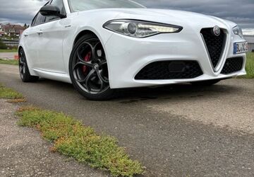 Alfa Romeo Giulia 73.000 km 26.900 &euro; Albstadt 72458