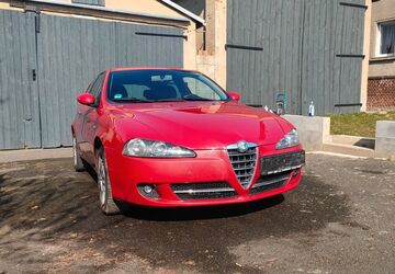 Alfa Romeo 147 185.000 km 800 &euro; Dahlen 04774