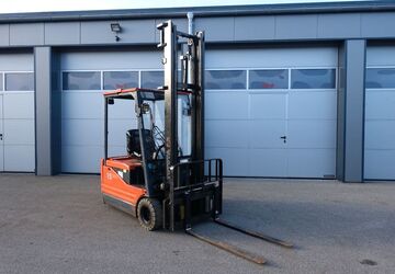 Toyota Andere 6.101 km 5.712 &euro; Niedererlbach 84172