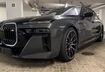 BMW M760 18.251 km 120.000 &euro; Hamburg 22113