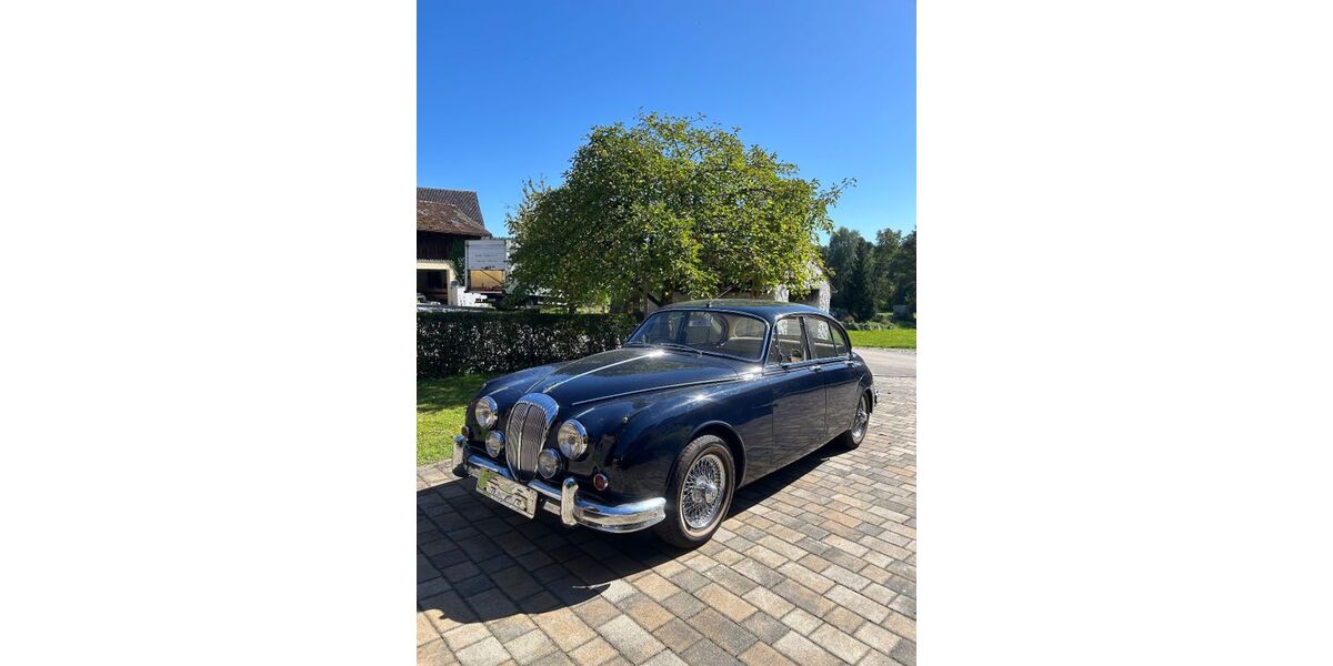 Jaguar Daimler 21.000 km 10.490 &euro; Roding 93426