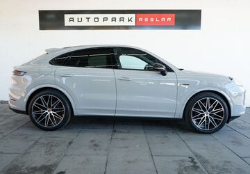 Porsche Cayenne 9.900 km 119.880 &euro; Asslar 35614
