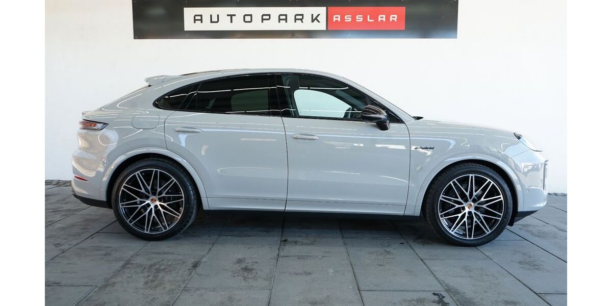 Porsche Cayenne 9.900 km 119.880 &euro; Asslar 35614