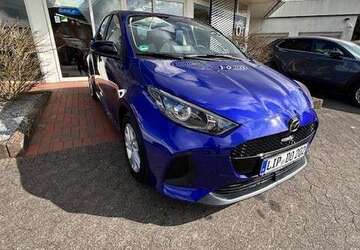 Mazda 2 8.000 km 23.400 &euro; Horn-Bad Meinberg 32805