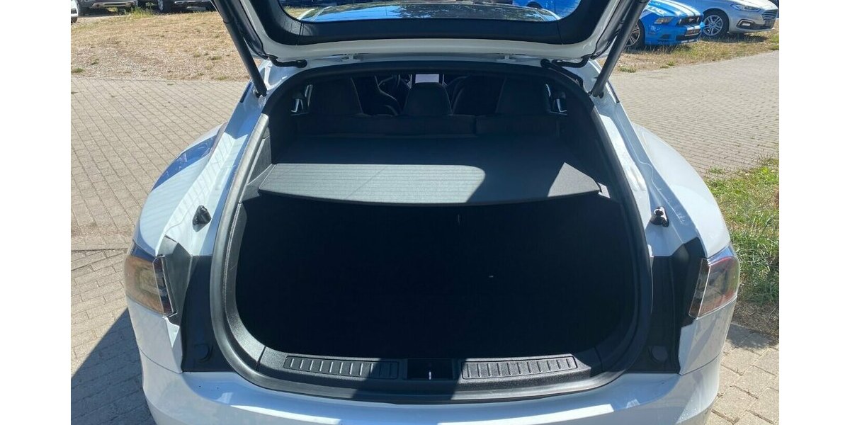 Tesla Model S 75 FreeSupercharger*CCS Adapter*Sitzh.*Aut 99.890 km 39.990 &euro; Rudolstadt 07407