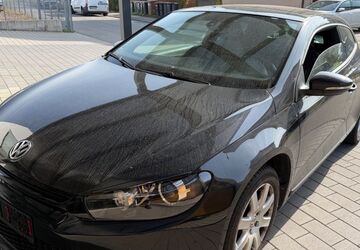 VW Scirocco 69.730 km 8.600 &euro; Heilbronn 74081