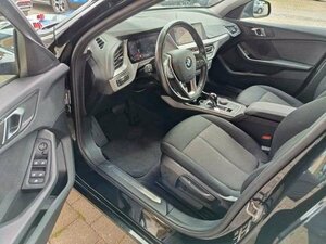 BMW 118 i Advantage Steptronic |NAVI|Kamera|SHZ|LED| 75.511 km 20.560 &euro; Höhenkirchen-Siegertsbrun 85635