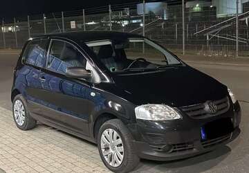 VW Fox 240.000 km 699 &euro; grevenbroich 41515