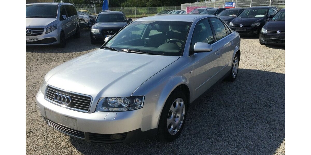 Audi A4 2.0,AHK,Sitzheiz.,Navi,Tüv 11/27! 216.000 km 2.600 &euro; Himmelkron 95502