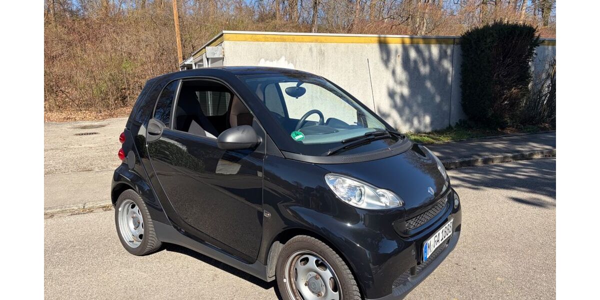 Smart ForTwo 60.333 km 6.888 &euro; München 81929