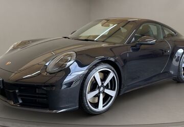 Porsche 992 10.000 km 164.500 &euro; Köln 50823