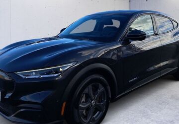 Ford Mustang Mach-E 54.216 km 32.890 &euro; Offenburg- Industriegebiet Elgersweier-Nord 77656