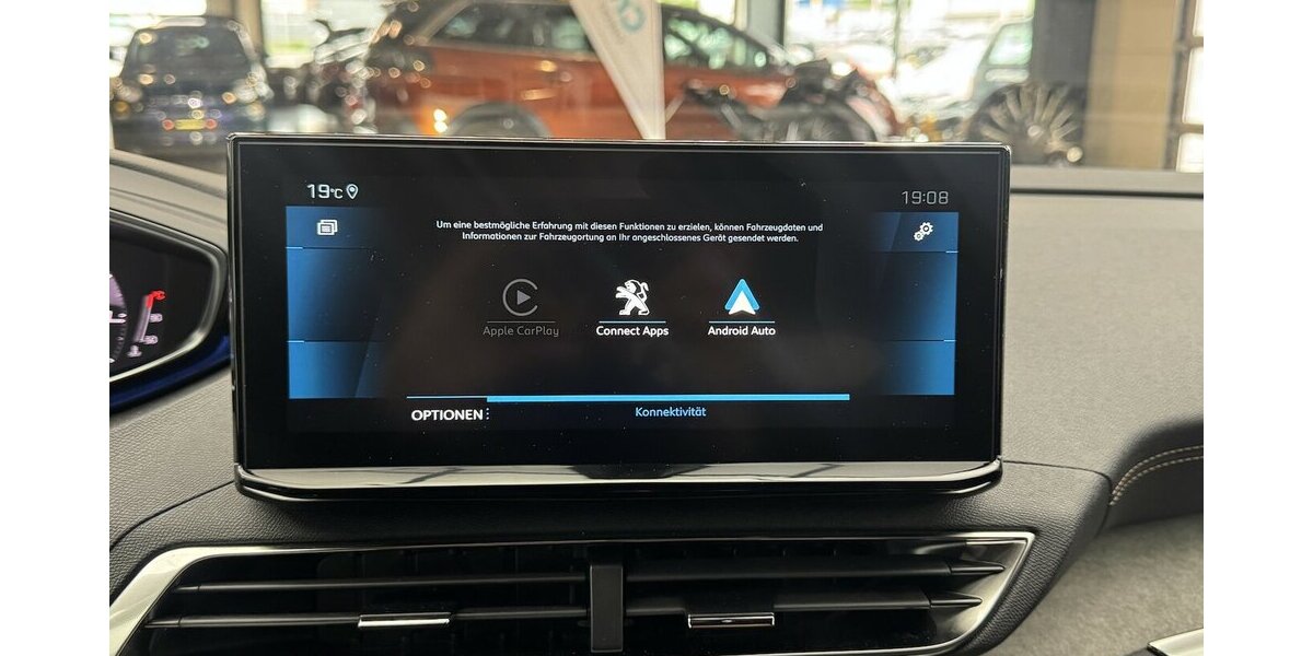 Peugeot 5008 130 EAT8 Allure 1.Hand AHK 13.300 km 25.770 &euro; Lich 35423