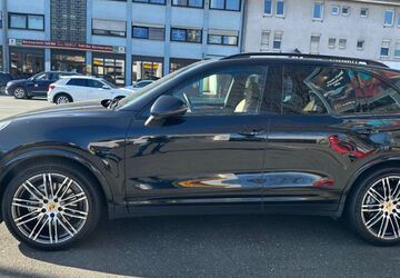 Porsche Cayenne 246.000 km 31.000 &euro; Nürnberg 90451