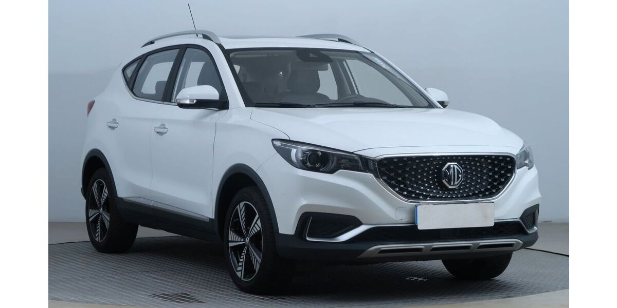 MG ZS 12.434 km 15.708 &euro; Praha 